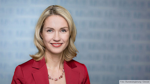 Bundesministerin Manuela Schwesig Bundesministerin Manuela Schwesig