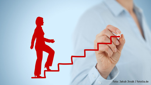 Frauen und Teilzeitkräfte bei Beurteilungen benachteiligt Frauen und Teilzeitkräfte bei Beurteilungen benachteiligt