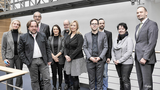 Verhandlungskommissionen von dbb und Arbeitgebern Verhandlungskommissionen von dbb und Arbeitgebern