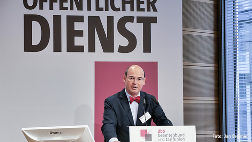dbb forum ÖFFENTLICHER DIENST dbb forum ÖFFENTLICHER DIENST