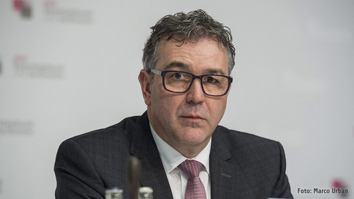 Andreas Hemsing Andreas Hemsing