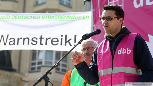 Warnstreiks und Demos in Hessen Warnstreiks und Demos in Hessen
