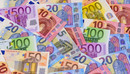 Das Foto zeigt Euro-Banknoten.