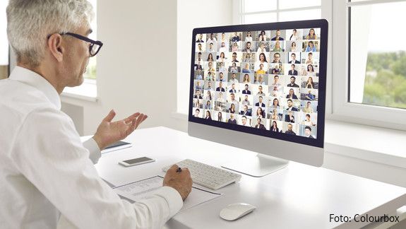 Betriebs- und Personalrat digital Betriebsratssitzung als Videokonferenz.