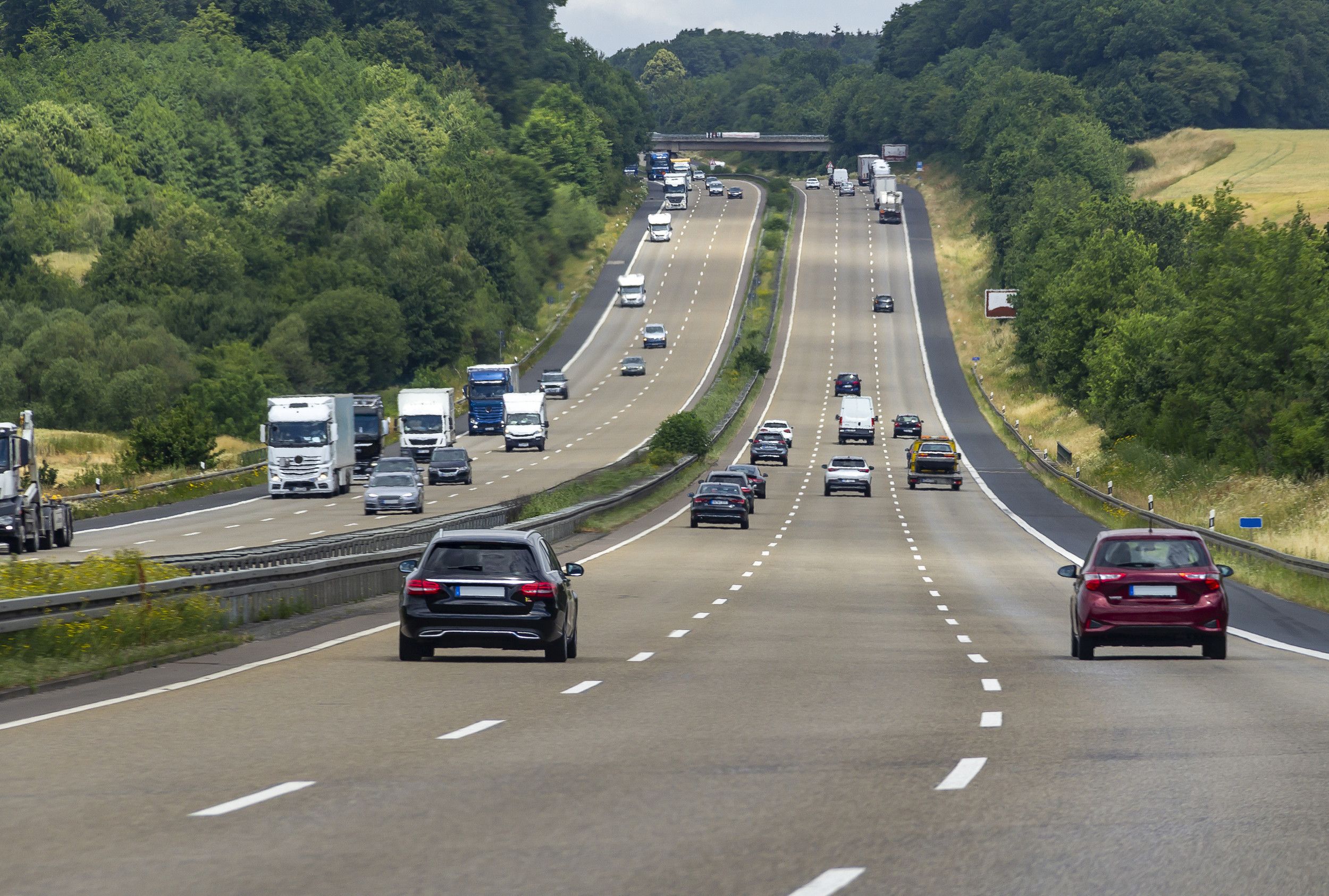  dbb-Forderungsbeschluss: 7 Prozent mehr, mindestens jedoch 300 Euro