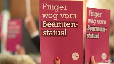 Finger weg vom Beamtenstatus
