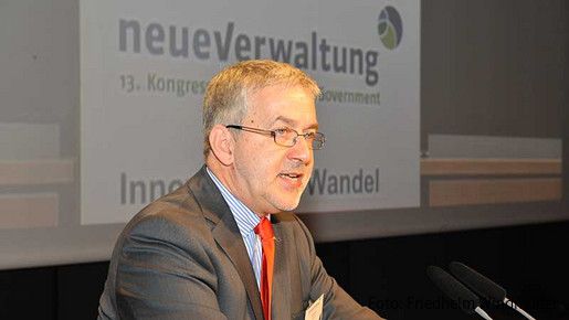 Russ bei Kongress neueVerwaltung