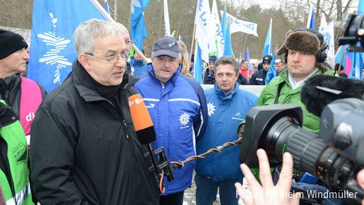 dbb Verhandlungsführer Willi Russ vor der zweiten Verhandlungsrunde für die Beschäftigten der Länder