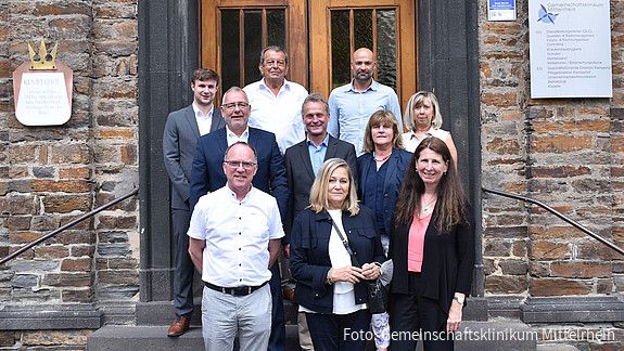 Gemeinschaftsklinikum Mittelrhein, Sana AG fordert Ablösung des TVöD 