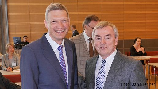 dbb-Fachtagung zu Altschulden und Schuldenbremse dbb-Fachtagung zu Altschulden und Schuldenbremse