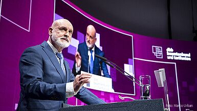 Ob bei Stromausfall oder Licht: Die Leute wollen sehen, dass der Staat funktioniert!