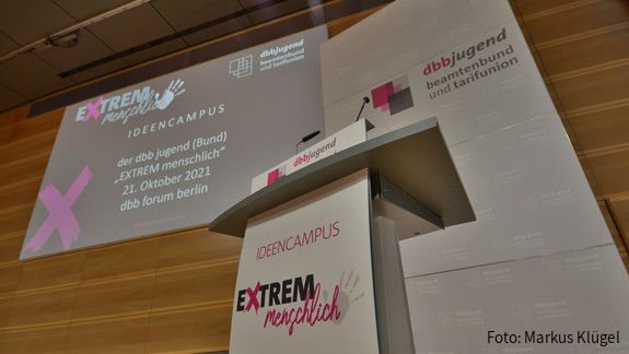 IDEENCAMPUS "Extrem menschlich" IDEENCAMPUS "Extrem menschlich"