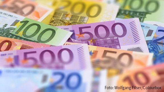 Foto zum Thema "Reform der Schuldenbremse": Zu sehen sind Geldscheine.