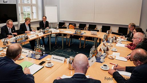 Vorstellung des Jahreswirtschaftsberichts Vorstellung des Jahreswirtschaftsberichts