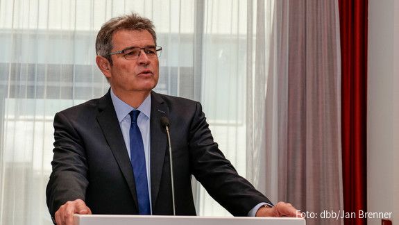 Waldemar Dombrowski  Waldemar Dombrowski