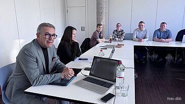 dbb-Verhandlungsführer Hemsing: „Höchste Zeit für Verbesserungen“