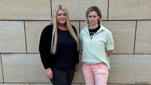 Erwarten, dass der Staat seinen Beschäftigten den Rücken stärkt: Daria Abramov und Iris Bilek.