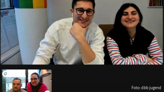 Haben über den Fachkräftemnagel im öffentlichen Dienst gesprochen: Matthäus Fandrejewski, Jugend-Referentin Viktoria Matzen, Philipp Türmer und Jusos-Geschäftsführerin Anna Kasparyan. Haben über den Fachkräftemnagel im öffentlichen Dienst gesprochen: Matthäus Fandrejewski, Jugend-Referentin Viktoria Matzen, Philipp Türmer und Jusos-Geschäftsführerin Anna Kasparyan.